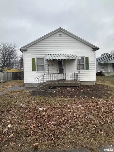 1116 Broadway St, Lincoln, IL 62656