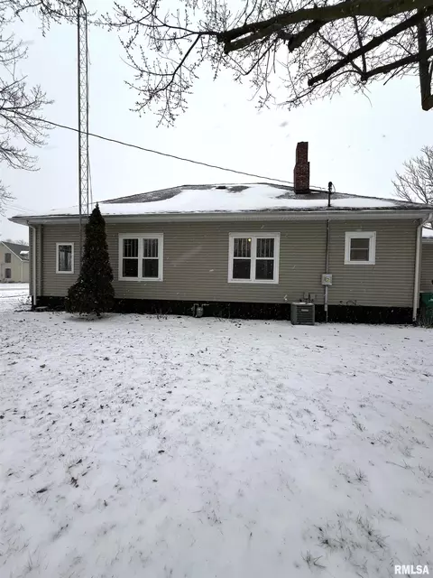 Other - 131 E Broadway St, Ipava, IL 61441 photo 1 of 27