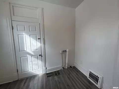 Other - 400 E Corrington Ave, Peoria, IL 61603 photo 2 of 9