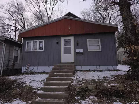 611 S Ligonier St, Peoria, IL 61605