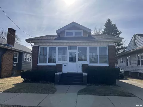 744 E Arcadia Ave, Peoria, IL 61605