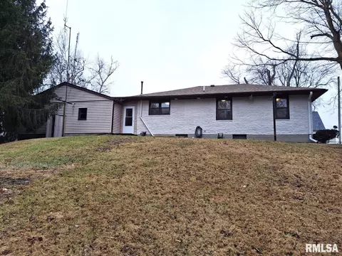 300 E 4th St, Saint David, IL 61563 photo 46