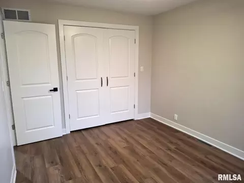 300 E 4th St, Saint David, IL 61563 photo 28