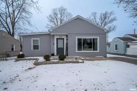3335 N Stanley St, Peoria, IL 61604