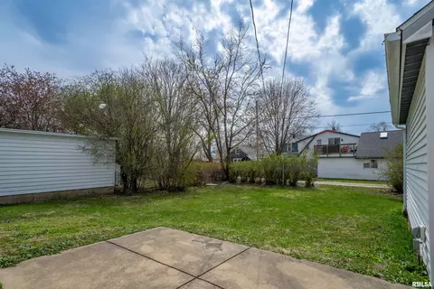 612 E Adams St, Morton, IL 61550 photo 36