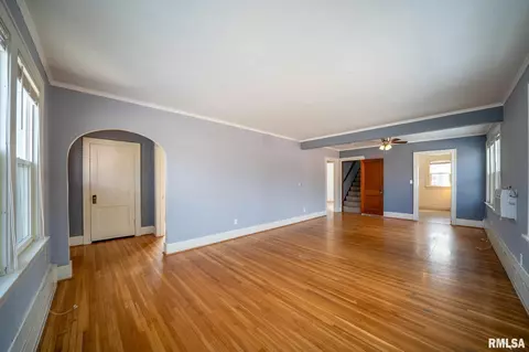 612 E Adams St, Morton, IL 61550 photo 8