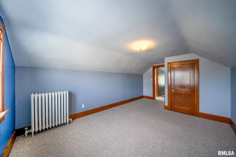 612 E Adams St, Morton, IL 61550 photo 18