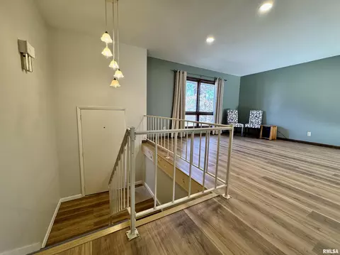 Living - 5 Indian Trail Rd, Macomb, IL 61455 photo 2 of 8
