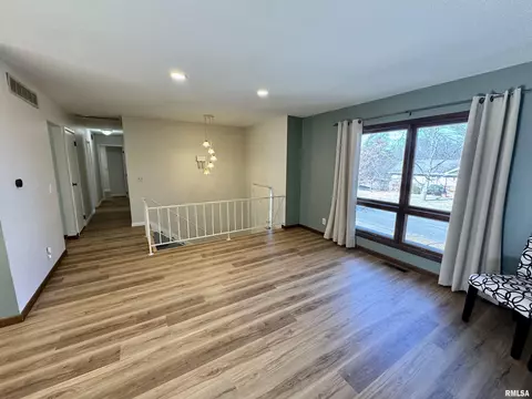 Living - 5 Indian Trail Rd, Macomb, IL 61455 photo 4 of 8