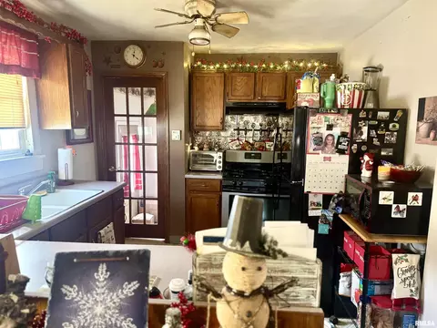 Other - 838 Custer Pl, Canton, IL 61520 photo 3 of 13