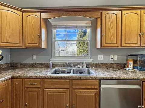 808 Simon St, Washington, IL 61571 photo 11