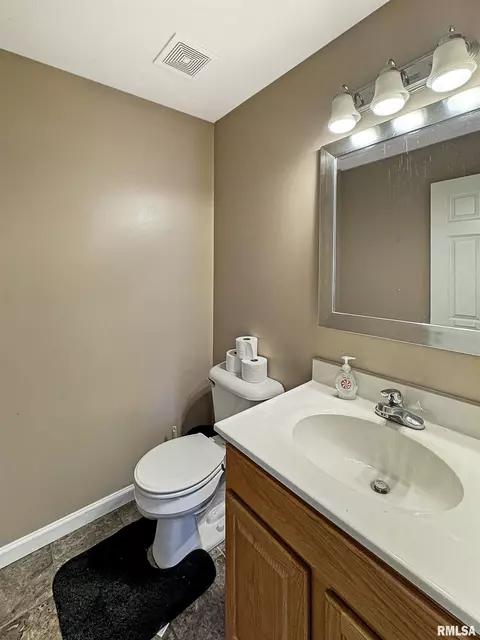 808 Simon St, Washington, IL 61571 photo 17