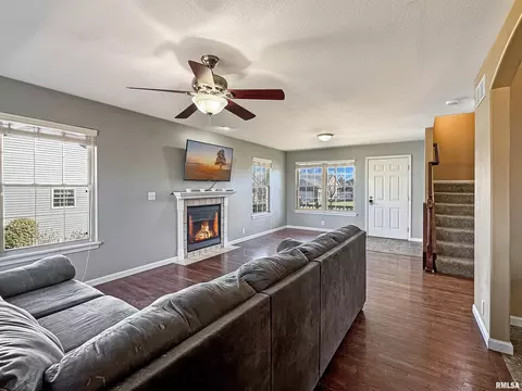 808 Simon St, Washington, IL 61571 photo 8