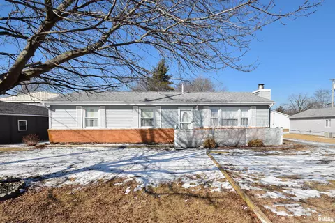 602 W Muller Rd, East Peoria, IL 61611