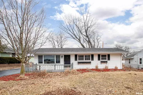 5502 N Hamilton Rd, Peoria, IL 61614