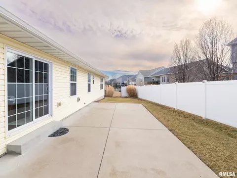 912 Devonshire Rd, Washington, IL 61571 photo 52