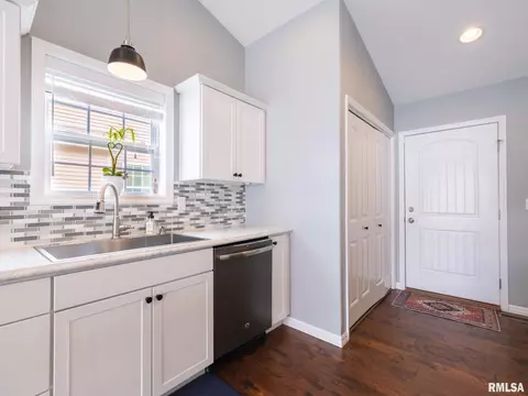 912 Devonshire Rd, Washington, IL 61571 photo 27