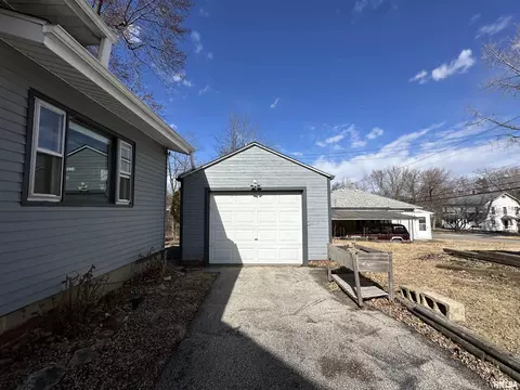 Other - 328 E Franklin St, Macomb, IL 61455 photo 2 of 3
