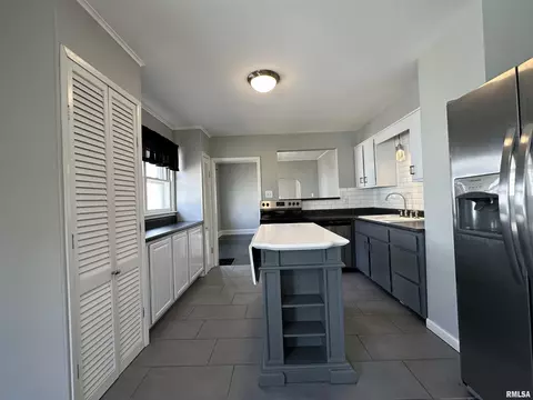 Kitchen - 328 E Franklin St, Macomb, IL 61455 photo 2 of 2