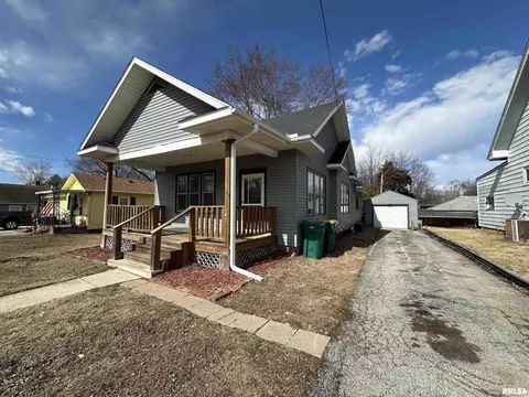 Other - 328 E Franklin St, Macomb, IL 61455 photo 1 of 3