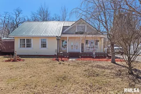 22947 Veterans Rd, Morton, IL 61550