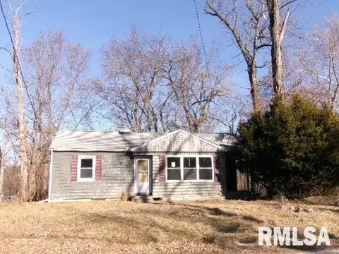 873 S Kim Moor Rd, Peoria, IL 61605