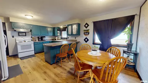 2455 Centennial Dr, Washington, IL 61571 photo 7