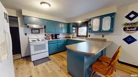 2455 Centennial Dr, Washington, IL 61571 photo 9