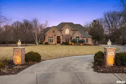 10544 Dahlia Ct, Peoria, IL 61615