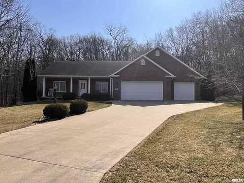 102 Plateau Ct, East Peoria, IL 61611