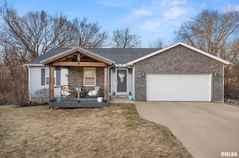 119 Nicholas Dr, Groveland, IL 61535