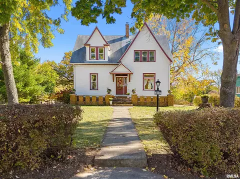 412 N 2nd St, Chillicothe, IL 61523