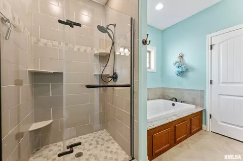 213 Shadow Crk, Washington, IL 61571 photo 18