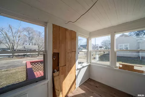 122 State St, Pekin, IL 61554 photo 7