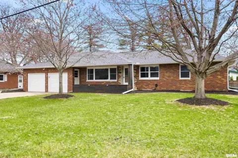 148 Jay Ave, Morton, IL 61550 photo 2