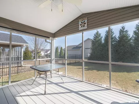 Exterior - 1302 Mitchell St, Washington, IL 61571 photo 13 of 15
