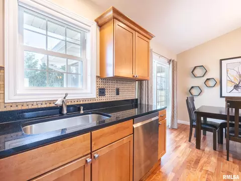 Kitchen - 1302 Mitchell St, Washington, IL 61571 photo 3 of 8