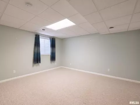 Bedroom - 1302 Mitchell St, Washington, IL 61571 photo 7 of 9