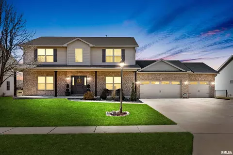 112 Whistling Strait Ave, Washington, IL 61571