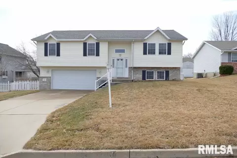 612 Liberty Dr, East Peoria, IL 61611