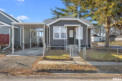234 Herget St, Pekin, IL 61554