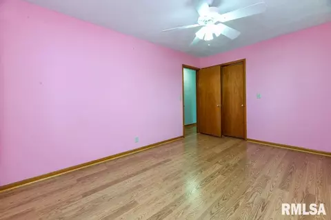 Bedroom - 118 Pieper Cir, Delavan, IL 61734 photo 6 of 9