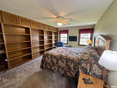 Other - 536 Meadow Dr, Macomb, IL 61455 photo 9 of 17
