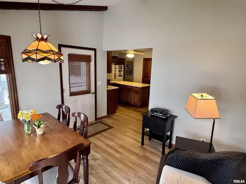 Dining - 536 Meadow Dr, Macomb, IL 61455 photo 4 of 4