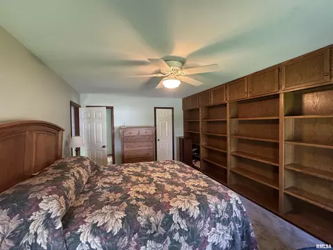 Other - 536 Meadow Dr, Macomb, IL 61455 photo 10 of 17
