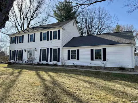 Exterior - 536 Meadow Dr, Macomb, IL 61455 photo 4 of 15