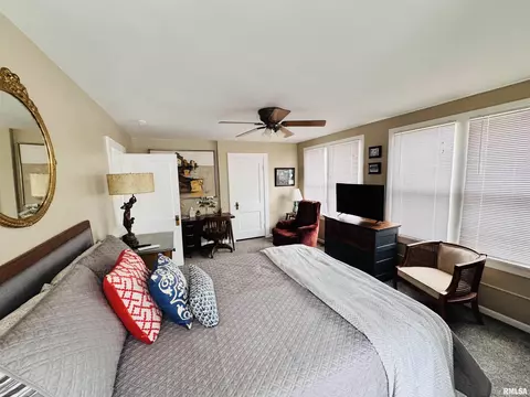 830 S Lafayette St, Macomb, IL 61455 photo 18