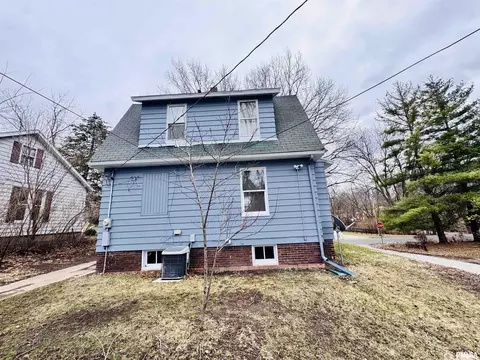 830 S Lafayette St, Macomb, IL 61455 photo 24