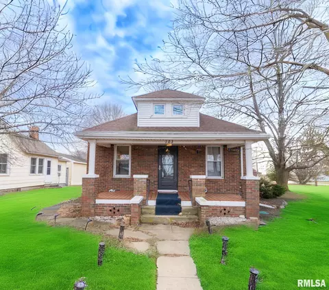 103 W Washington St, Benson, IL 61516
