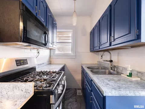 Kitchen - 103 W Washington St, Benson, IL 61516 photo 5 of 8